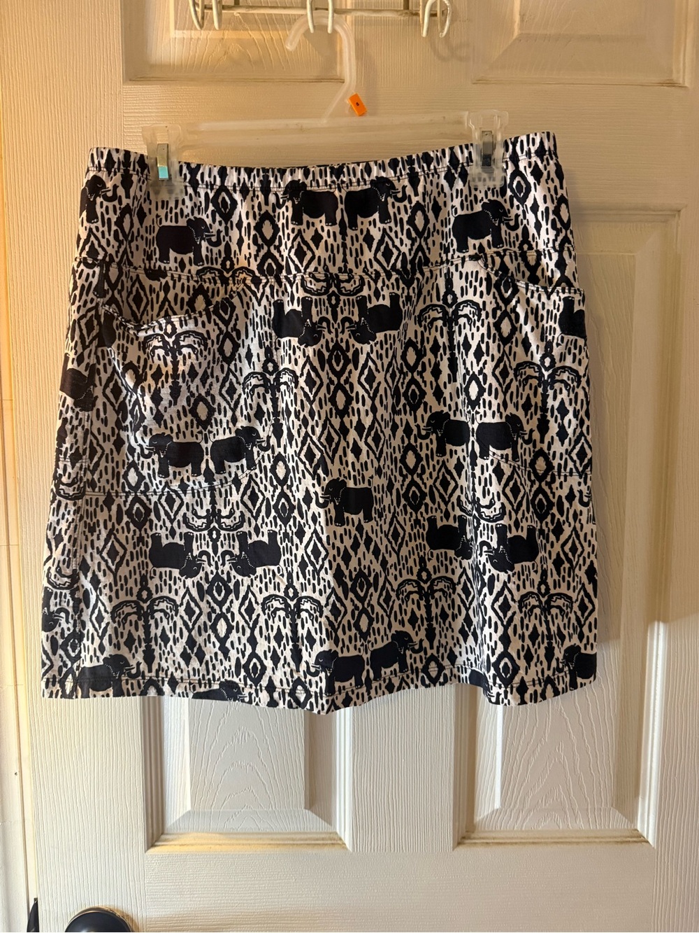 IBKUL Black and White Patterned skort